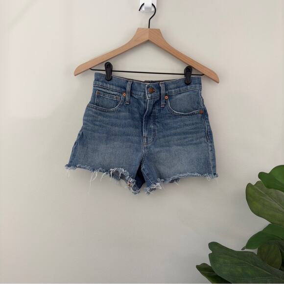 Madewell The Perfect Jean Short Medium Wash Shorts Raw Hem Cut Off Pockets Denim - Picture 1 of 6